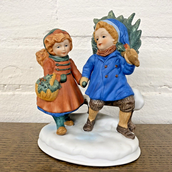 AVON Figurine Sharing The Christmas Spirit (1981) Christmas Memories 1st Edition - Picture 16 of 16